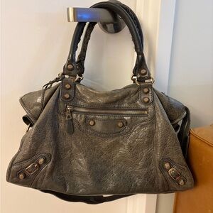 Balenciaga le city medium bag